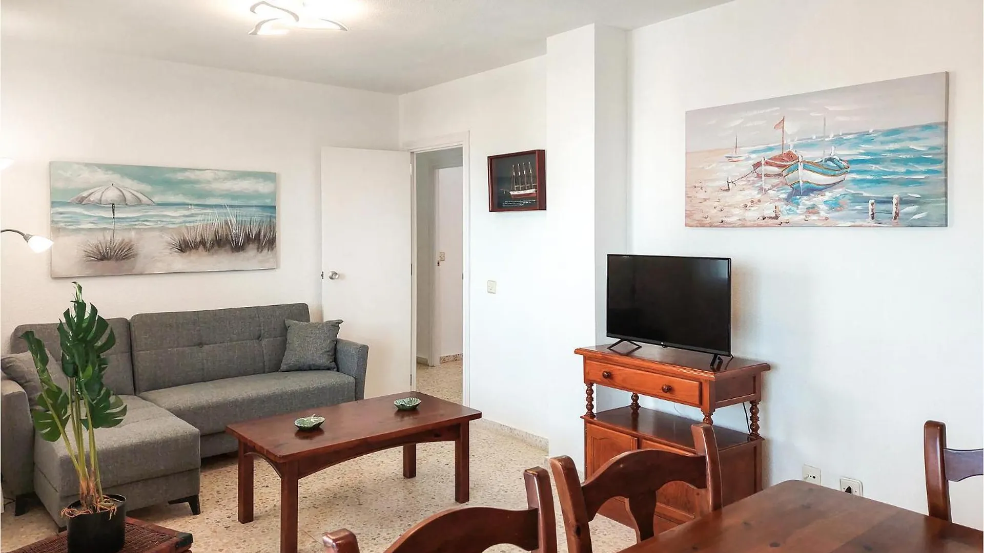 Cozy Apartment In Isla Cristina With Kitchenette